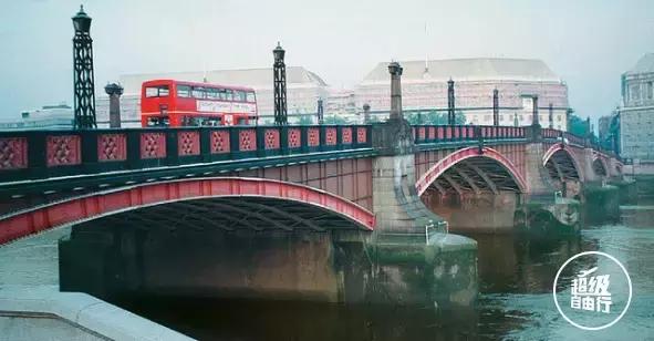 哈利波特已经37岁了！但愿你做了20年的魔法梦不要醒！