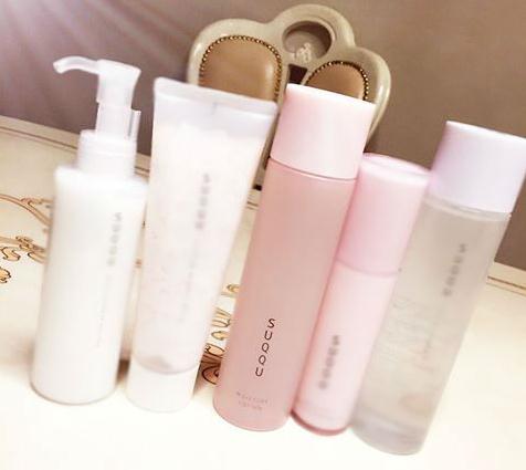 混干皮温和化妆水推荐,中性混干皮适合什么水乳谷雨