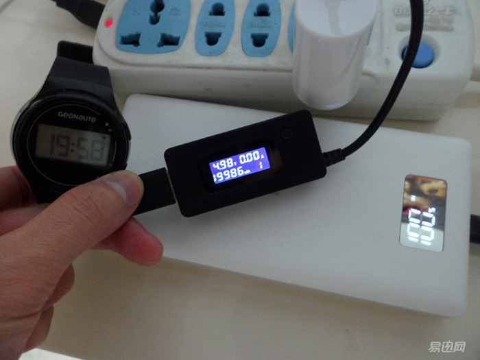 物美价廉最值得购买的移动电源,值得购买的大电池手机