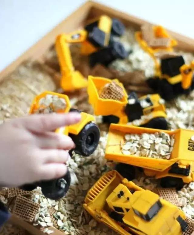 挖掘机玩具车玩法早教0-3岁,工程车挖掘机玩具怎么玩