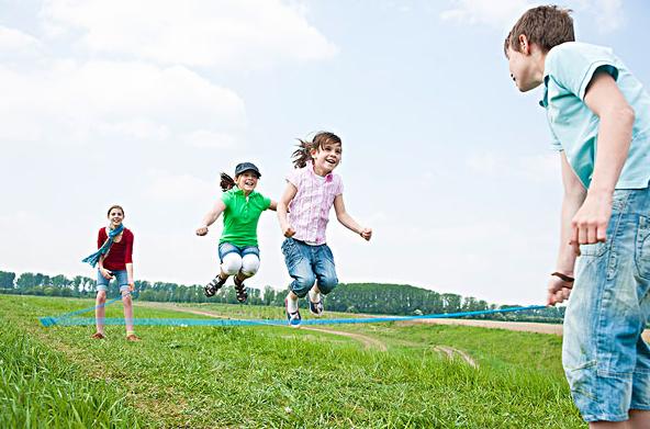 五个让宝宝爱上英语的小游戏,适合小朋友玩的英语小游戏