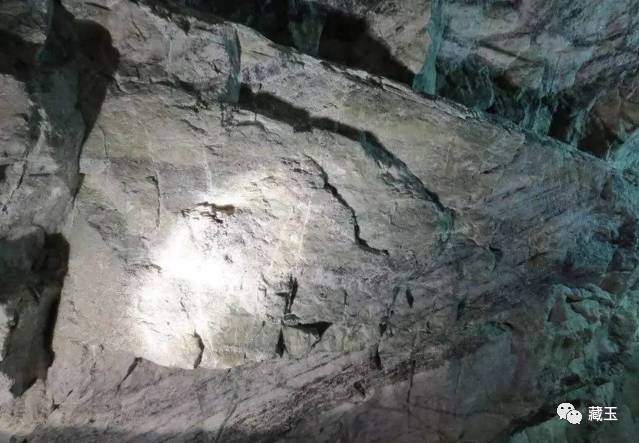 韩国玉矿开采商是如何赚中国人钱的？这篇文章告诉你