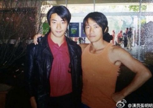 周星驰电影吴孟达被雷倒的场面,周星驰吴孟达审死官片段