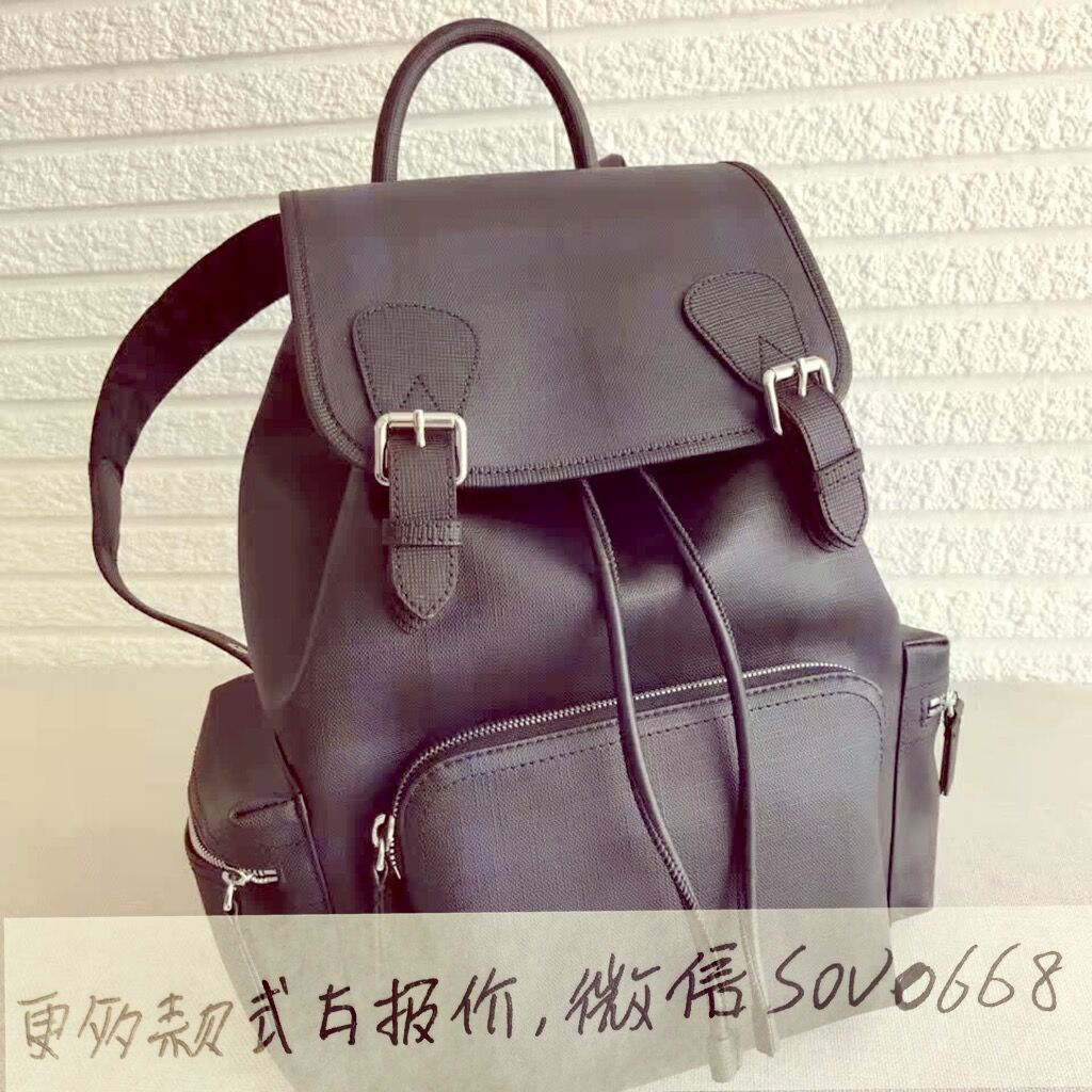 巴宝莉双肩背包经典款过时了吗,巴宝莉双肩包里有madeinchina