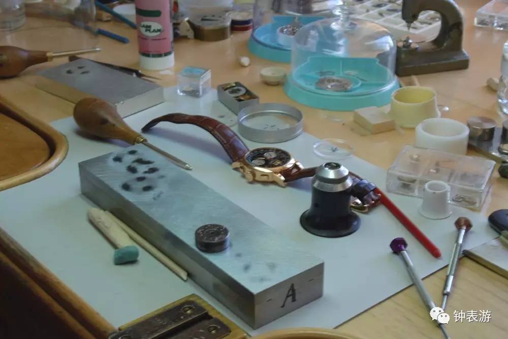 荣汉斯手表是奢侈品吗,德国荣汉斯手表哪款系列好些啊