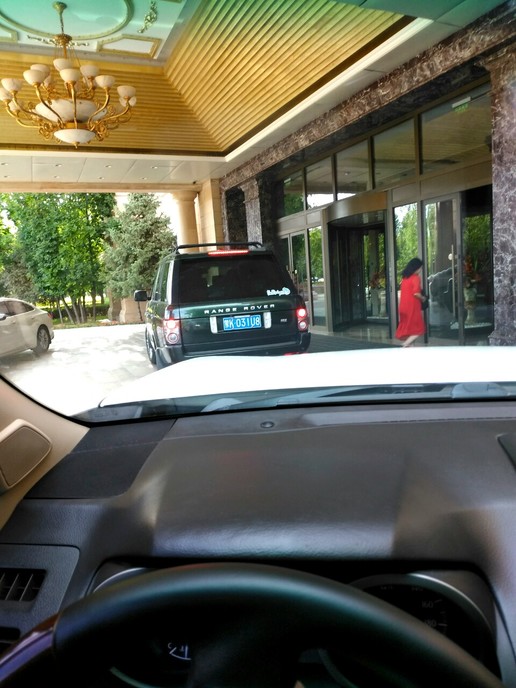 背着媳妇花30万买了台二手普拉多豁沙子,差点没被骂死!