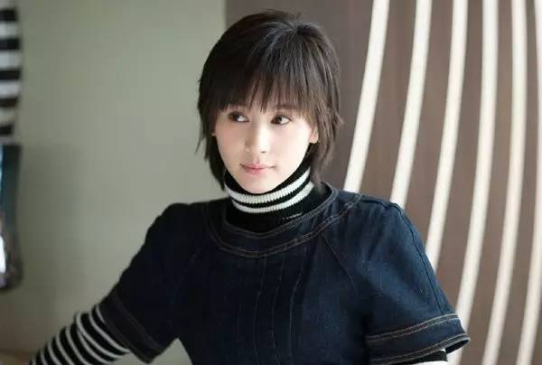 十大必买口红色号秋冬系列,今年最流行的两款口红颜色