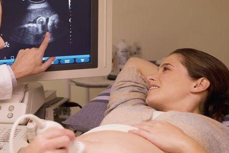 孕晚期宝宝心跳过快怎么办还可不可以顺产