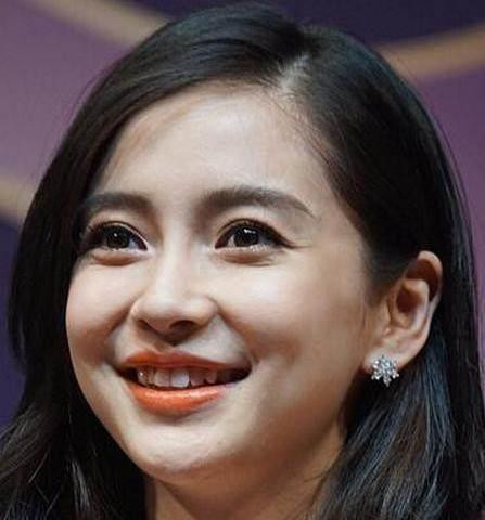 奶茶妹妹生了孩子气质不再！杨幂眼窝凹陷老十岁!AB的眼袋很惊人！