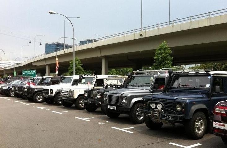 我在路上反复地问自己:真的想花60万买辆面包车吗?