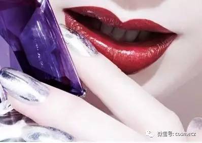 mac和阿玛尼口红哪个好用,mac最新口红色号推荐