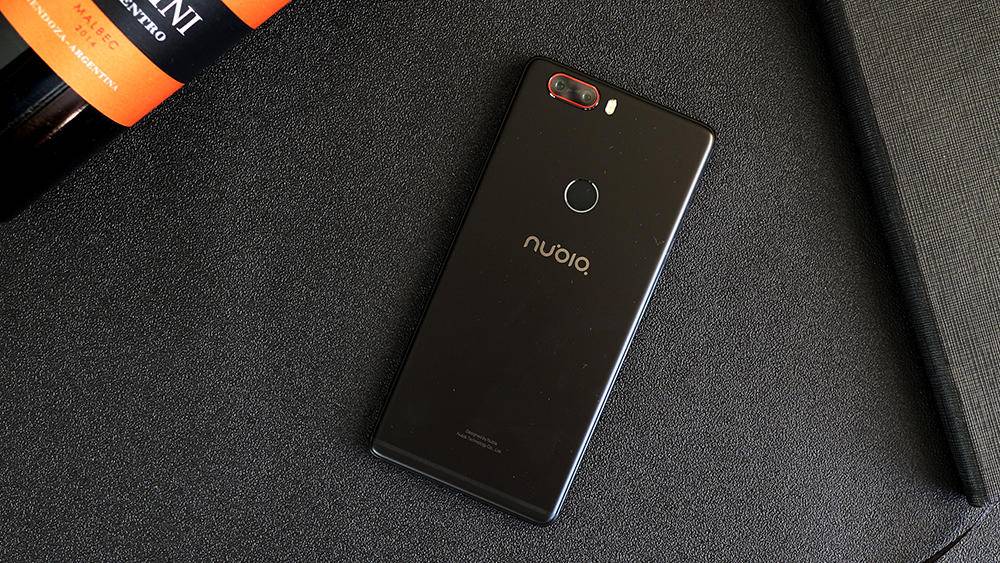 无边框努比亚z17,努比亚z17无边框是全网通吗