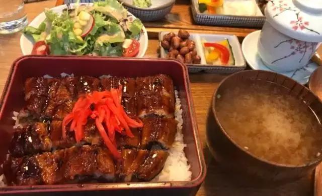 各地最好吃的美食街,帝都美食街