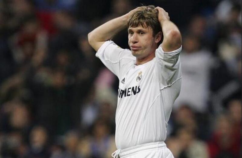 维罗纳vs尤文图斯2021年,cm0304妖人左后卫