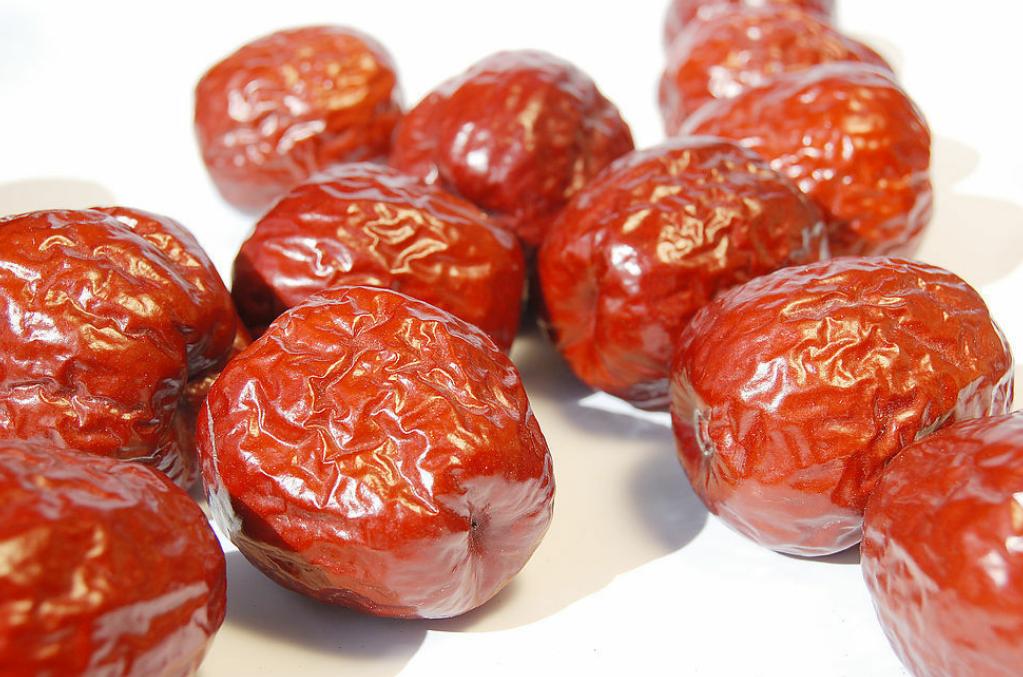 红枣蒸苹果有何妙用,红枣的妙用和功效