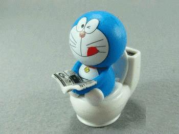 如何教小型犬大小便,解决狗狗大小便的小技巧和工具