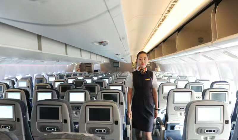 乌鲁木齐机场迎来最大宽体客机波音777—300ER飞乌市—北京航线