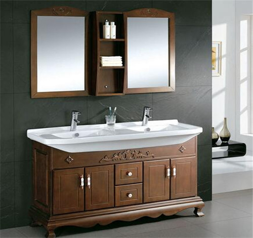 pvc浴室柜和实木多层浴室柜哪个好,浴室柜什么实木的好