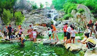 词风雅韵-冯振宇｜千条溪水奔流去万顷荷花娇艳红