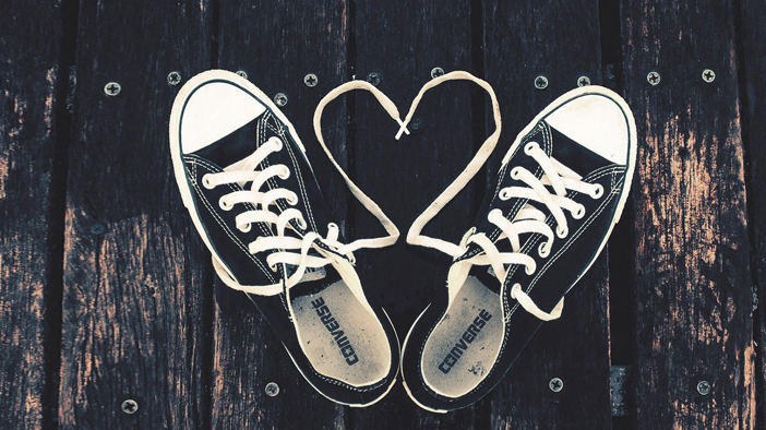 鞋子界的劳斯莱斯,帆布鞋白色奢侈品