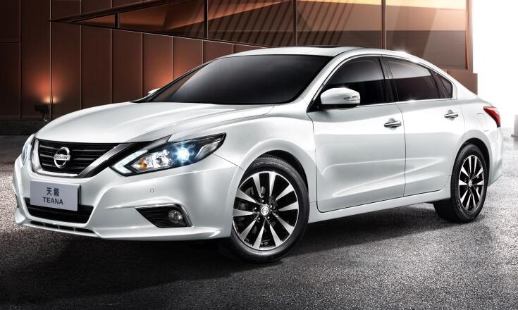 号称移动沙发的日产天籁,乘坐者之车