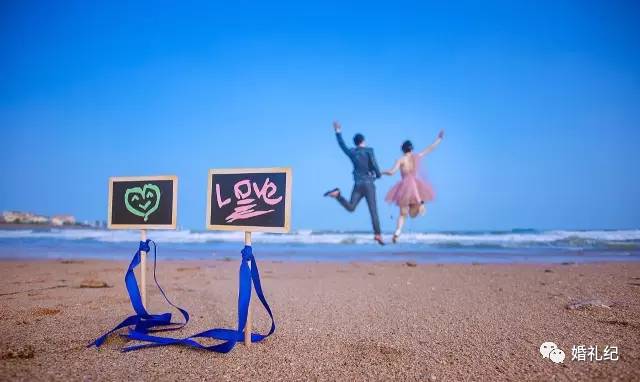 摄影师亲手教新人摆婚纱照造型,6种必拍的婚纱照风格