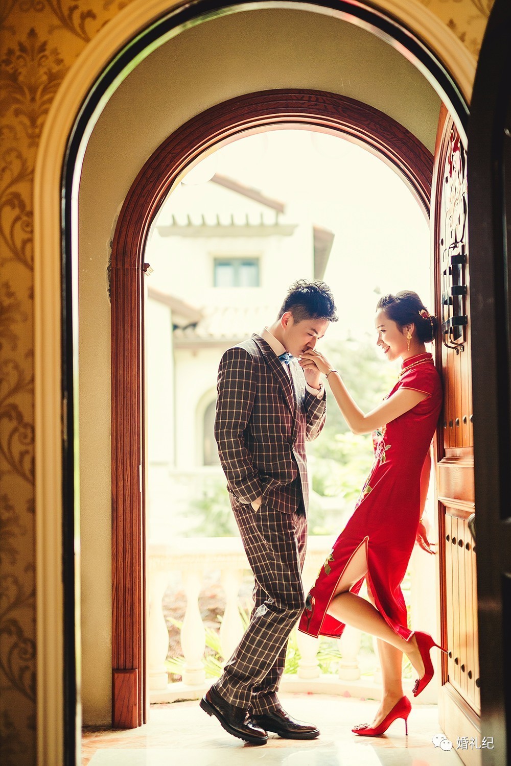 婚鞋买了可以再买一双吗,婚鞋买成粉色可以么