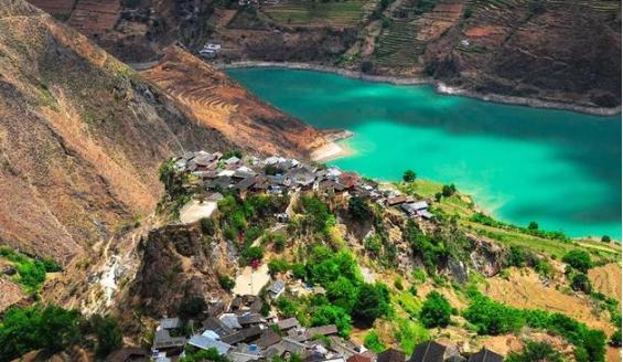 丽江旅游拍婚纱照攻略,去丽江拍婚纱照的攻略