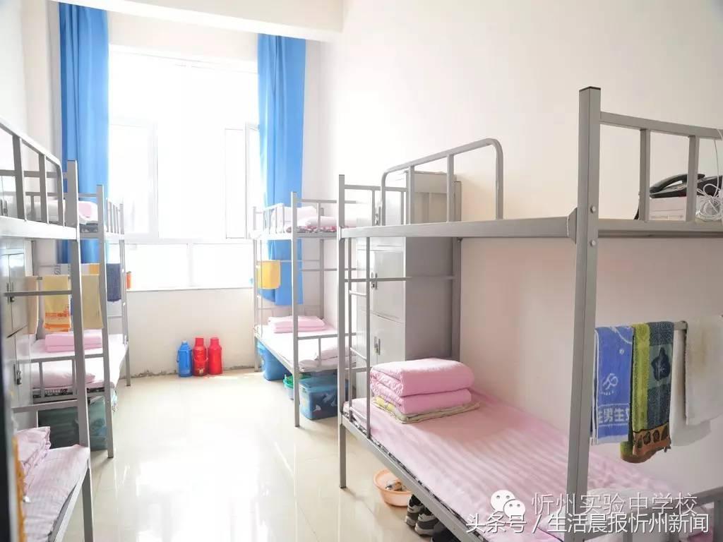 让孩子接受应试教育还是素质教育,让孩子接受最好的教育择校观