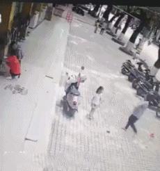 搞笑gif动图吸引人,不听话搞笑gif动图