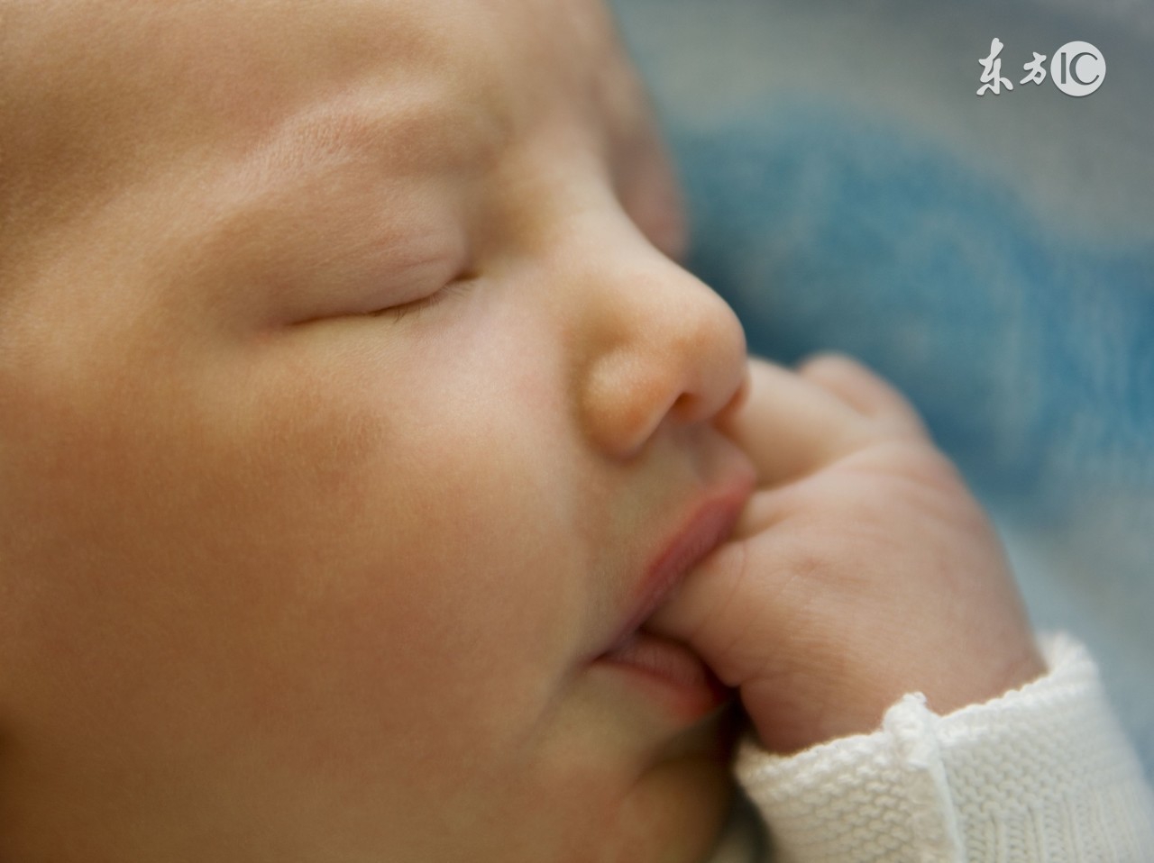 鹅口疮的快速治疗方法新生儿,新生儿鹅口疮不治疗会自愈吗