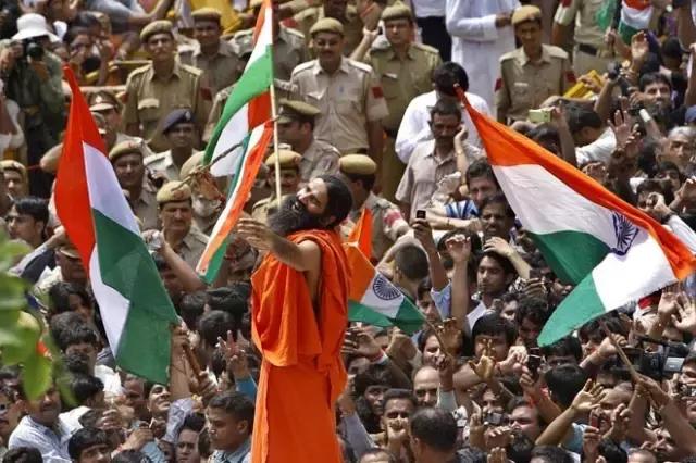 印度总理背后的“王林”，号称瑜伽包治百病，还靠“网红经济”狂赚千亿