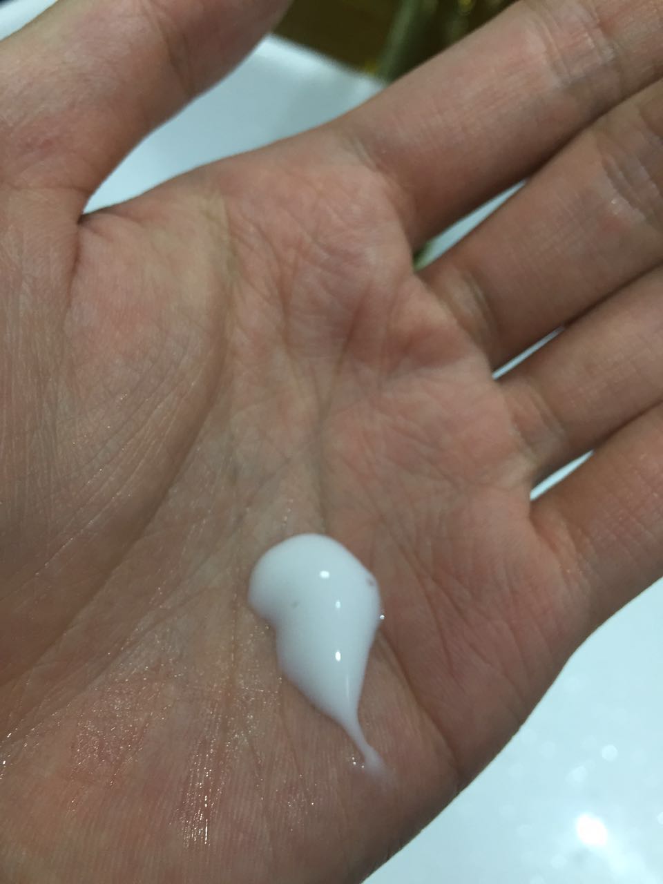 贵妇护肤cpb精华怎么样,贵妇精华抗老面霜好用吗