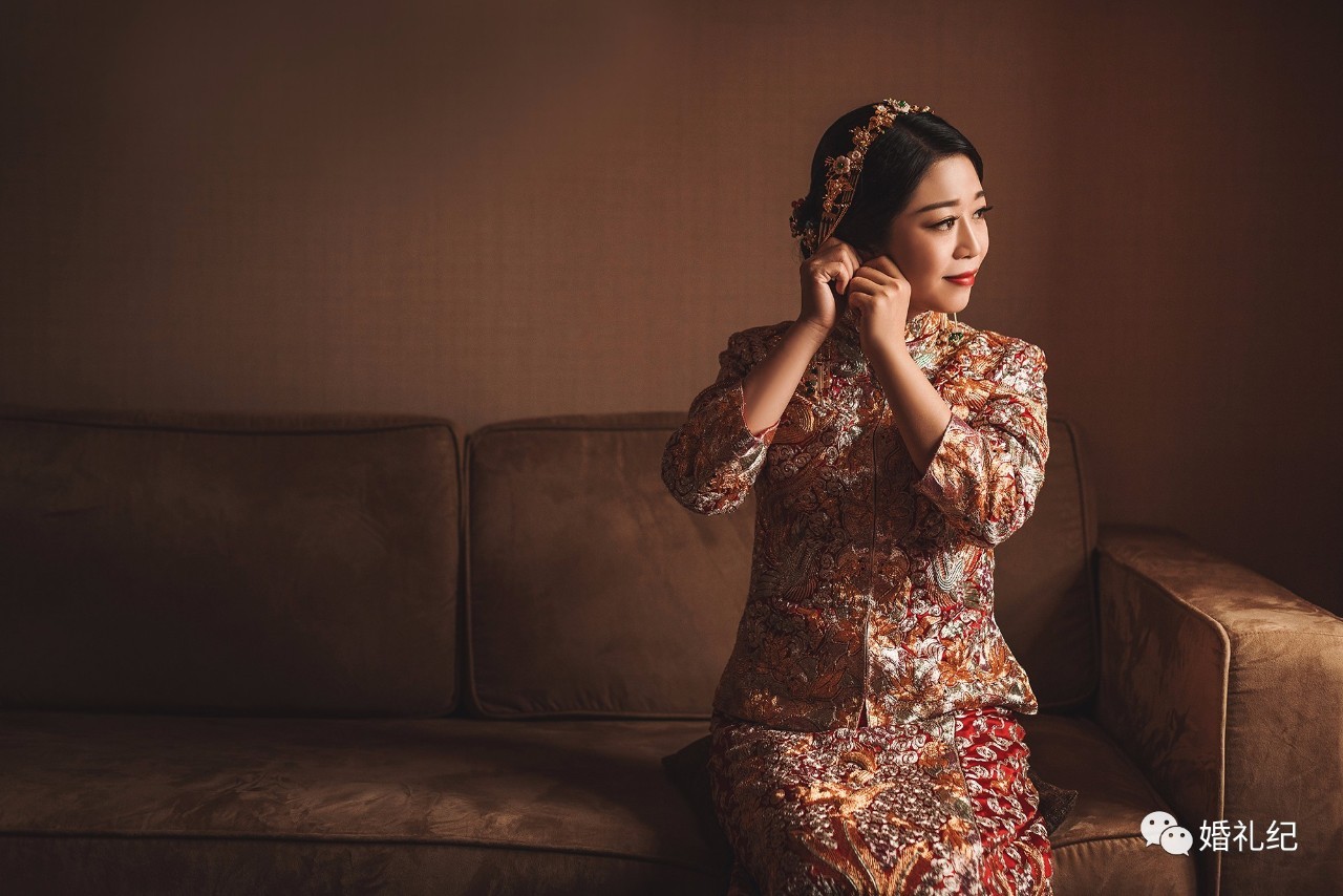 婚鞋买了可以再买一双吗,婚鞋买成粉色可以么