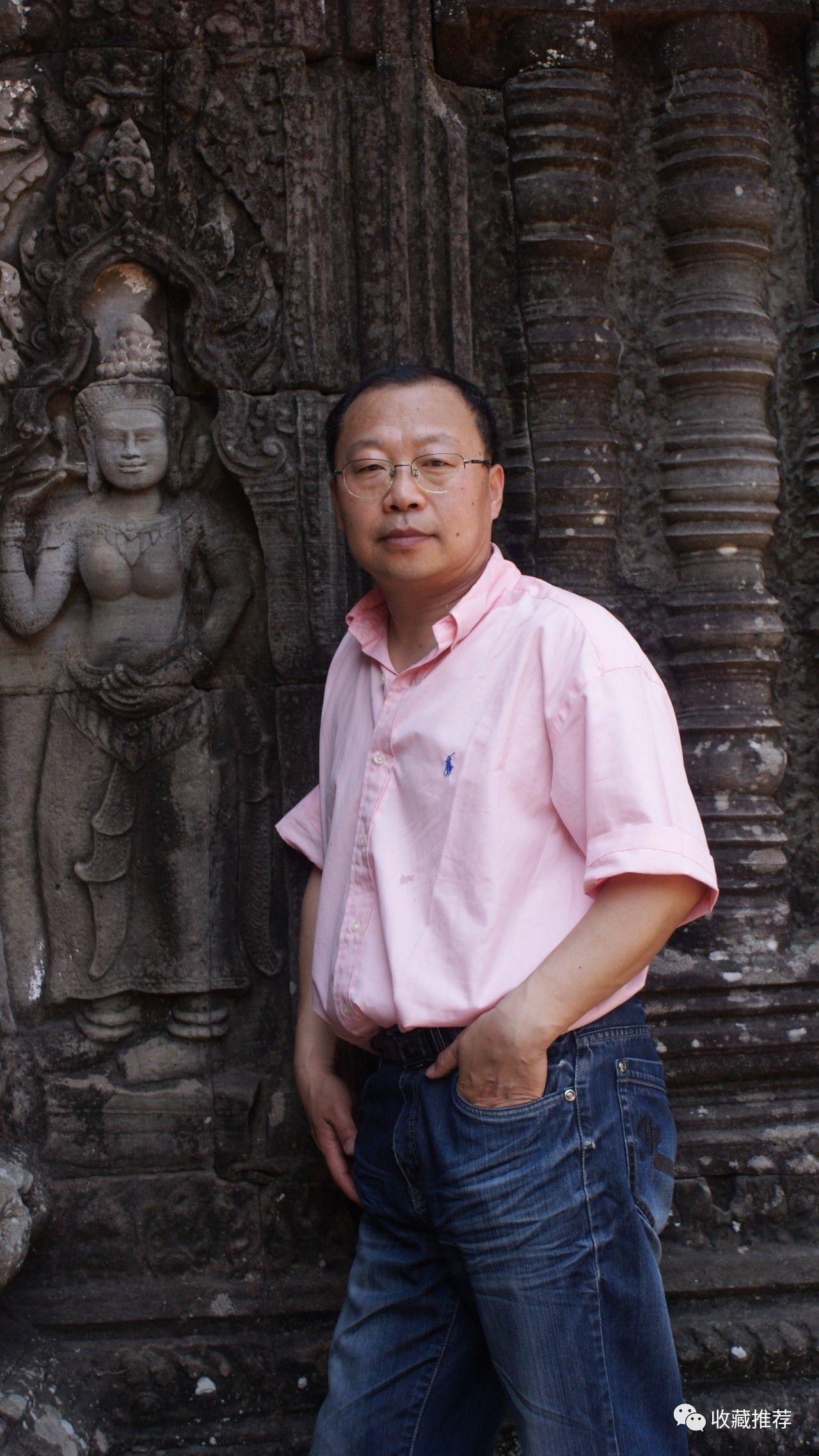 著名画家时振华与他的山水画