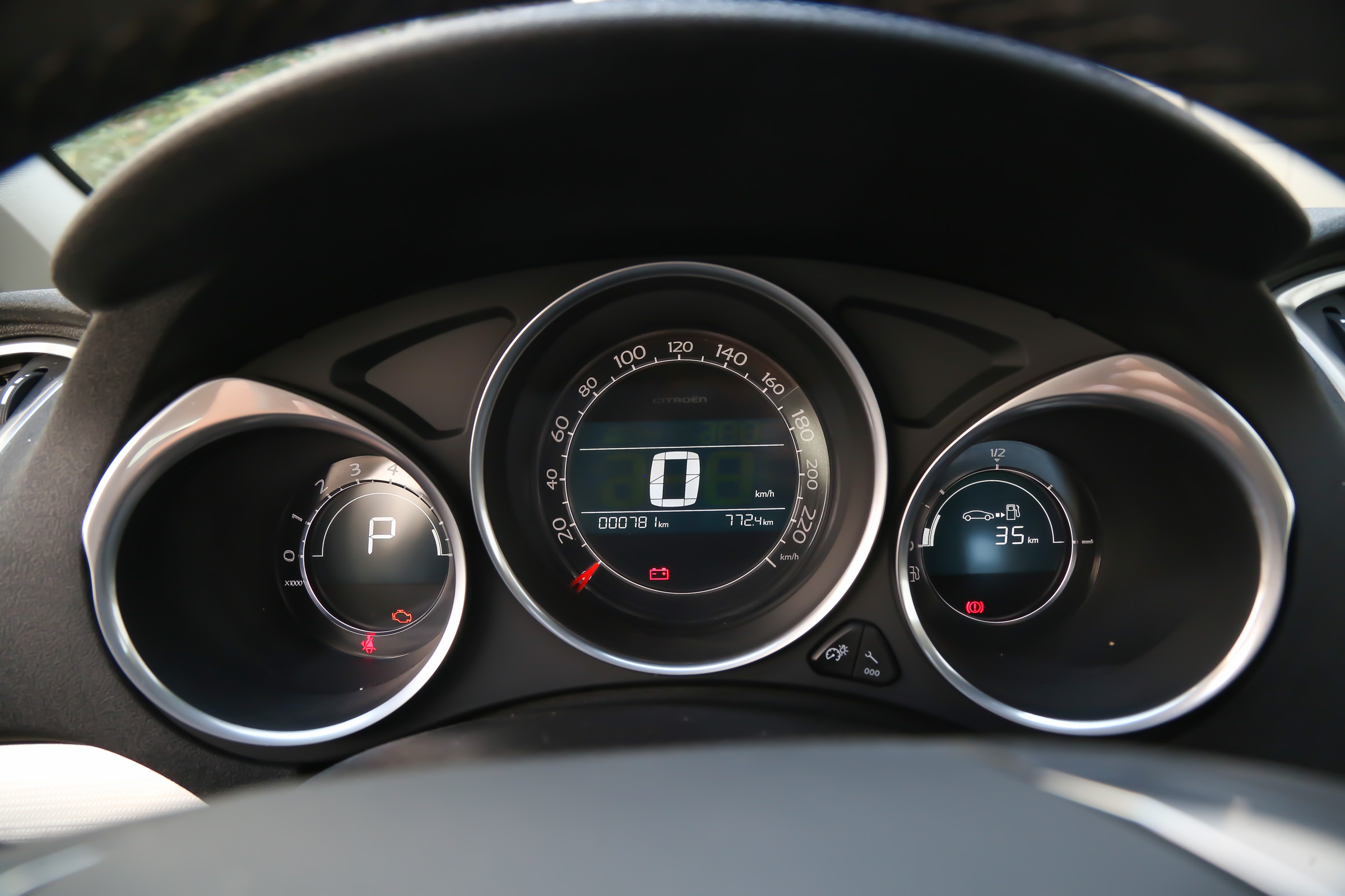 雪铁龙c4数据,雪铁龙c4l1.6t