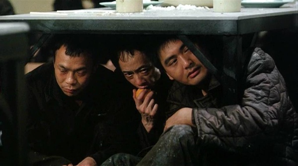 年轻时候的周润发监狱风云,发哥致敬当年监狱风云