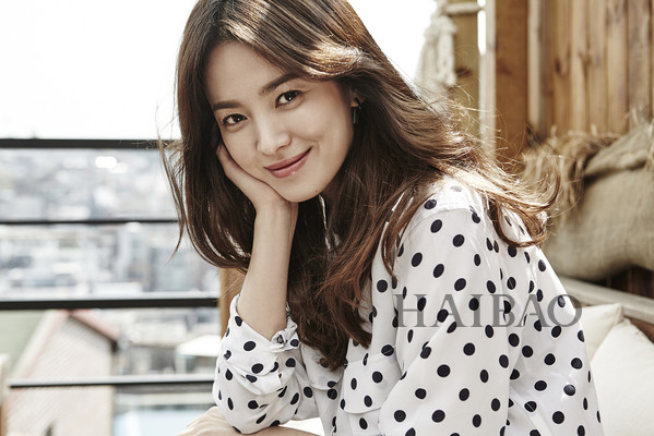 眼妆教程日常化妆眼尾有点往上翘,眼妆教程日常化妆显大不贴睫毛