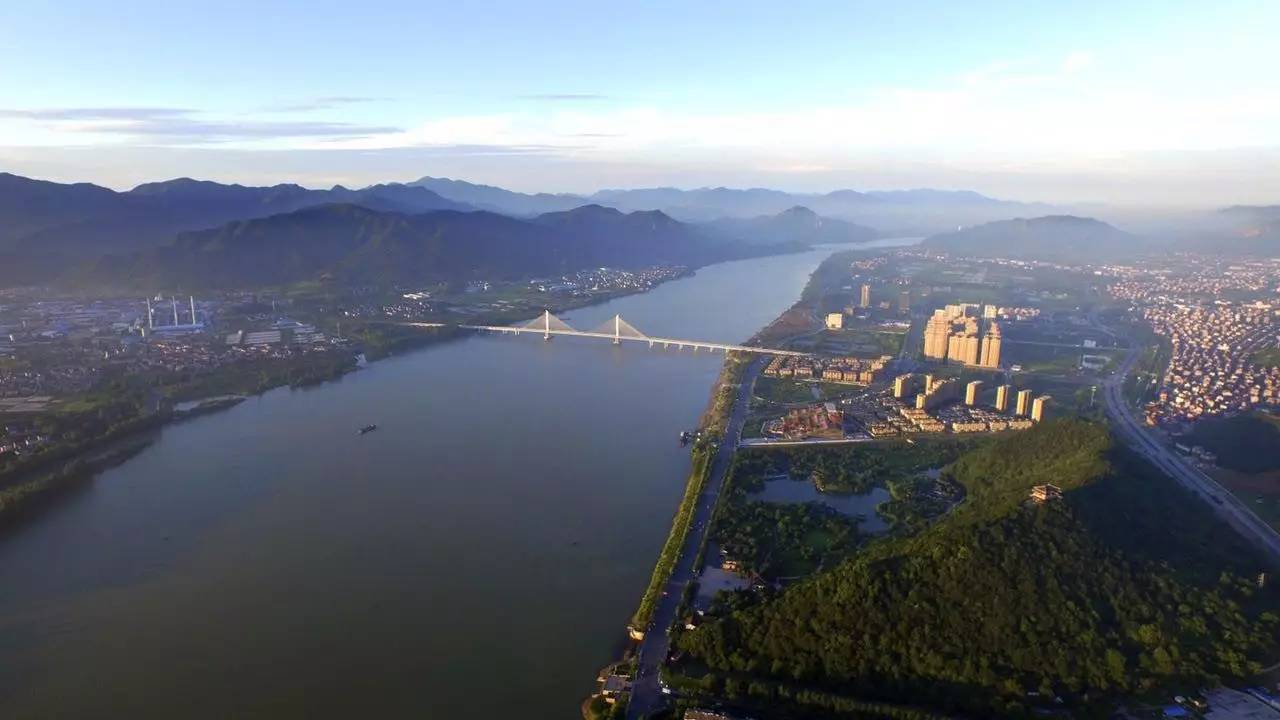 杭州富春江两岸,富阳富春江的变迁