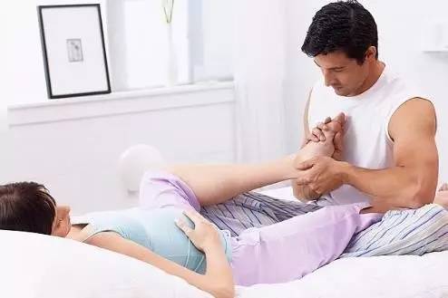 睡觉腿抽筋警惕四种病,孩子晚上睡觉经常腿抽筋怎么回事