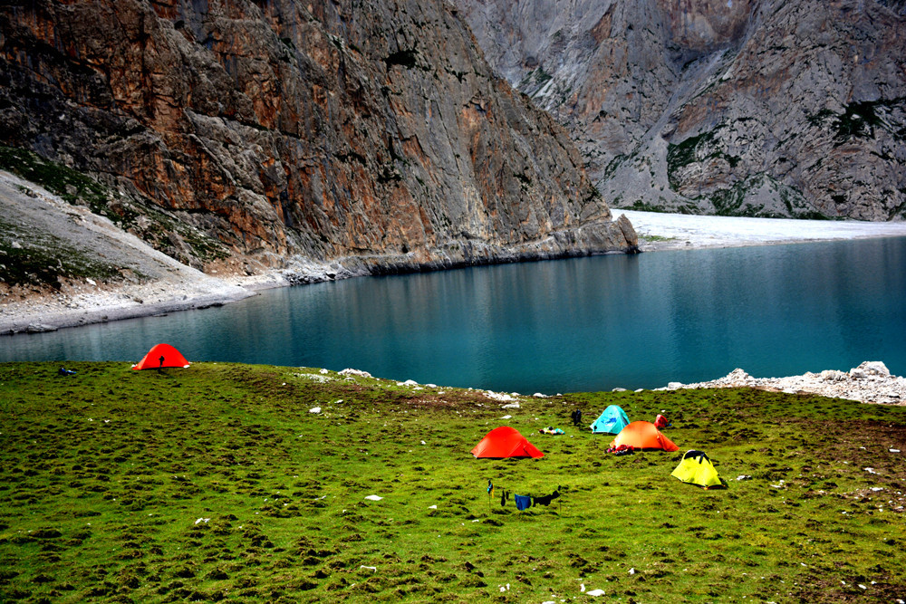 行者无疆-6月乌孙，漂洋过海为圣湖，翻山越岭因初心
