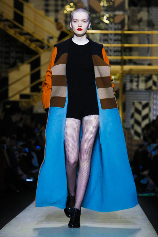 maxmara秀场视频完整版,走秀maxmara