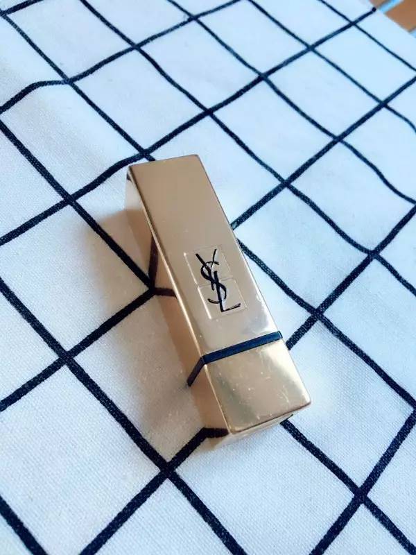 夏日必备元气口红,夏日必备的口红