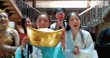 竟然疯玩成这样……还讲不讲规矩！