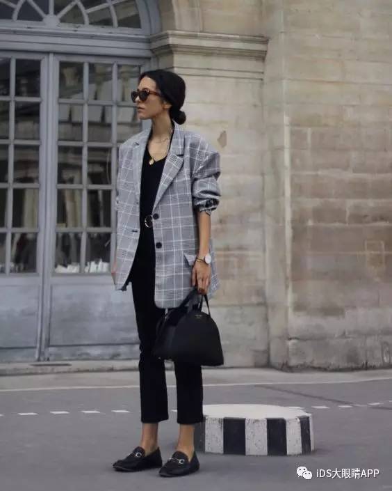 窦靖童周冬雨同款衣服,窦靖童周冬雨合作