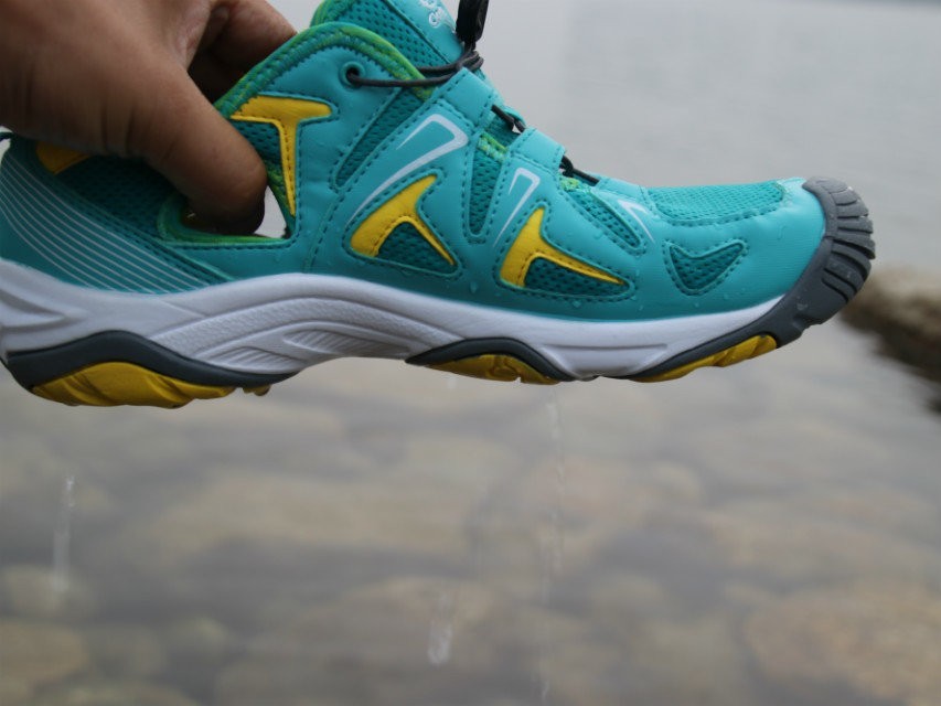 水陆两栖,凉爽一夏―――洛驰3H027E溯溪鞋测试