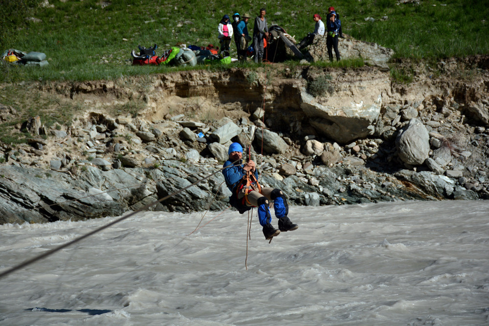行者无疆-6月乌孙，漂洋过海为圣湖，翻山越岭因初心