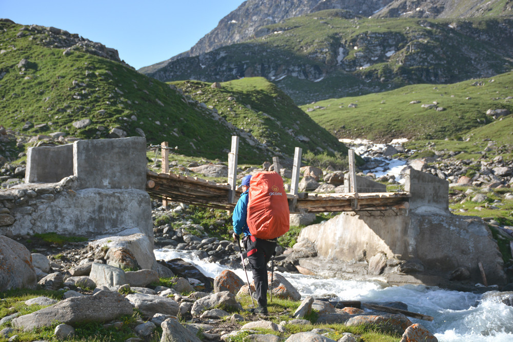 行者无疆-6月乌孙，漂洋过海为圣湖，翻山越岭因初心