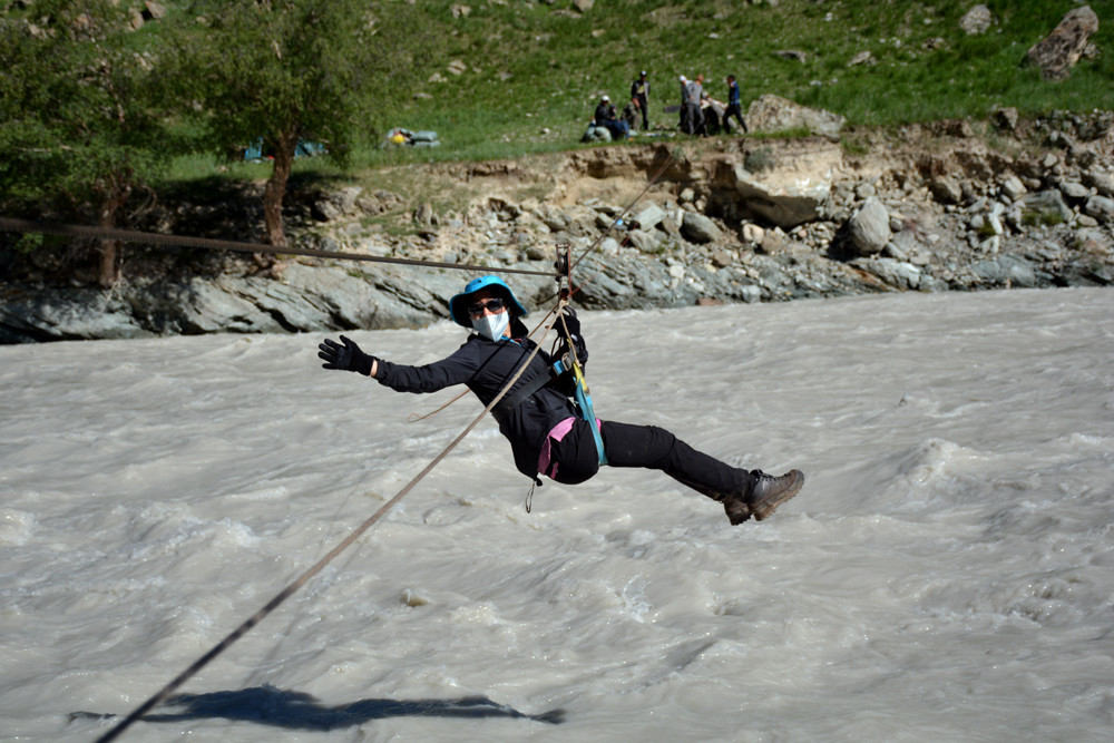 行者无疆-6月乌孙，漂洋过海为圣湖，翻山越岭因初心