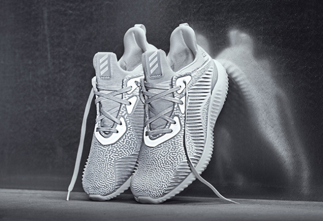 安踏签约阿迪,安踏puma最新消息